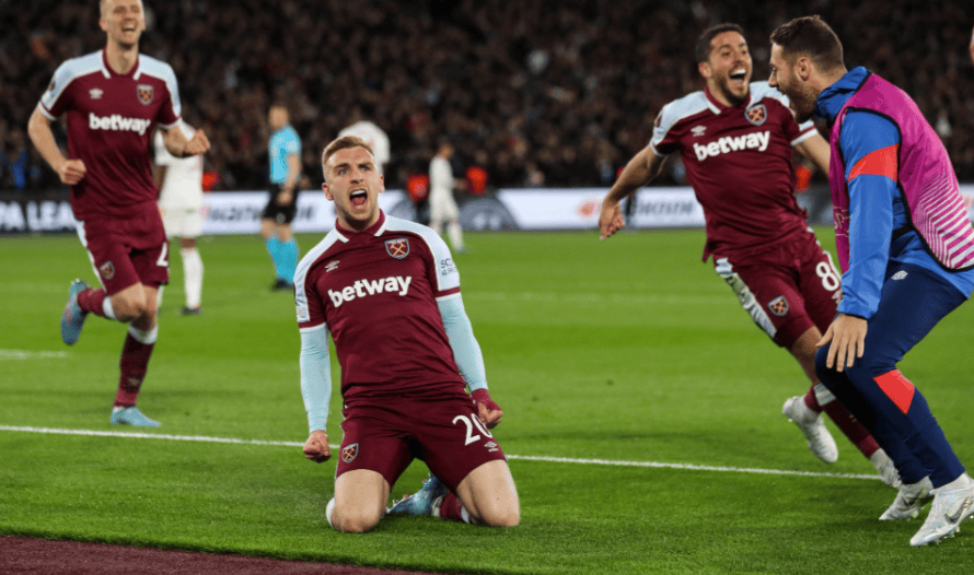 TA：马内和萨拉赫互相尊重，他们会密切关注对方的行为