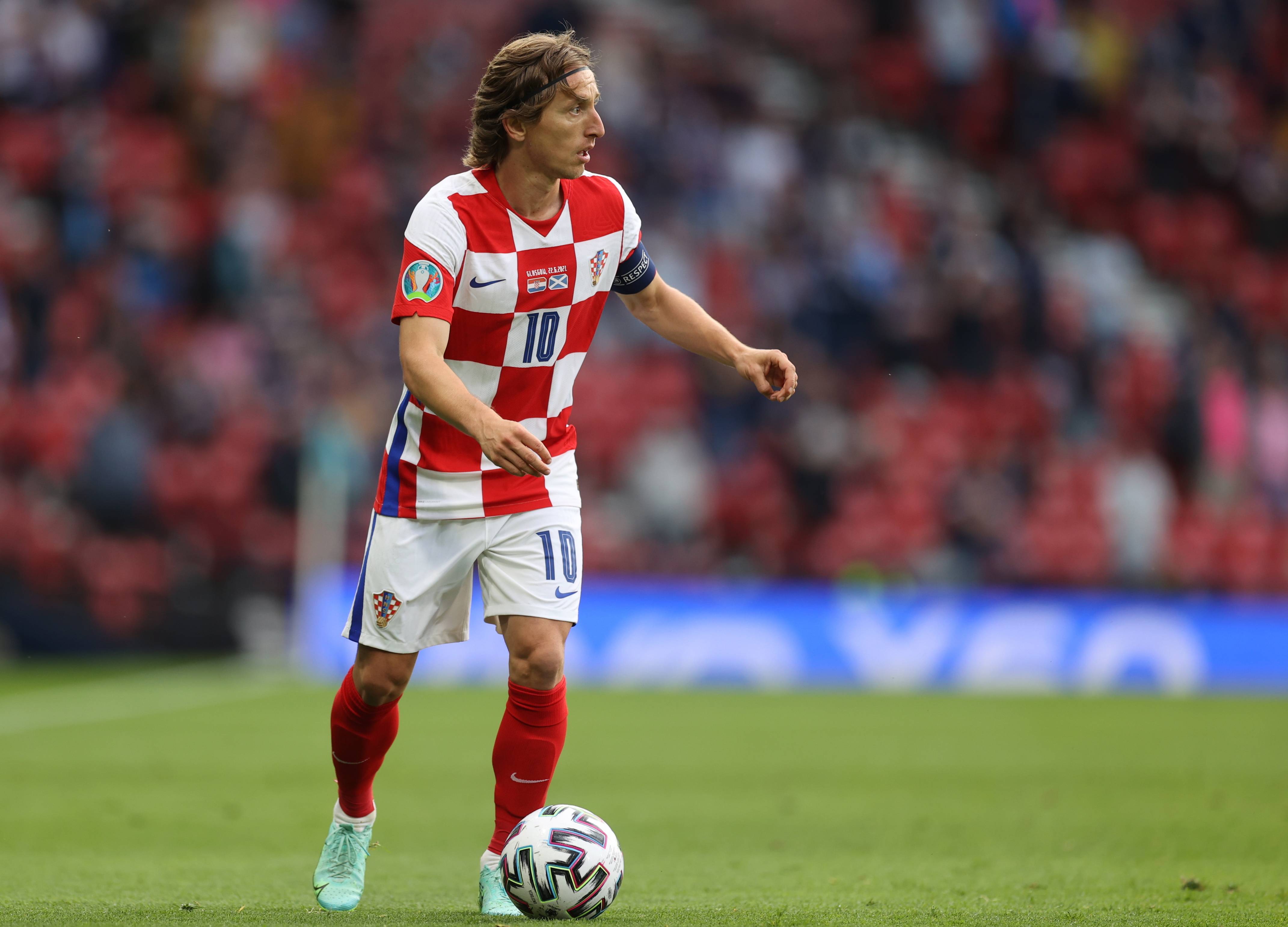 皇马持续低迷 主场负于塞尔塔