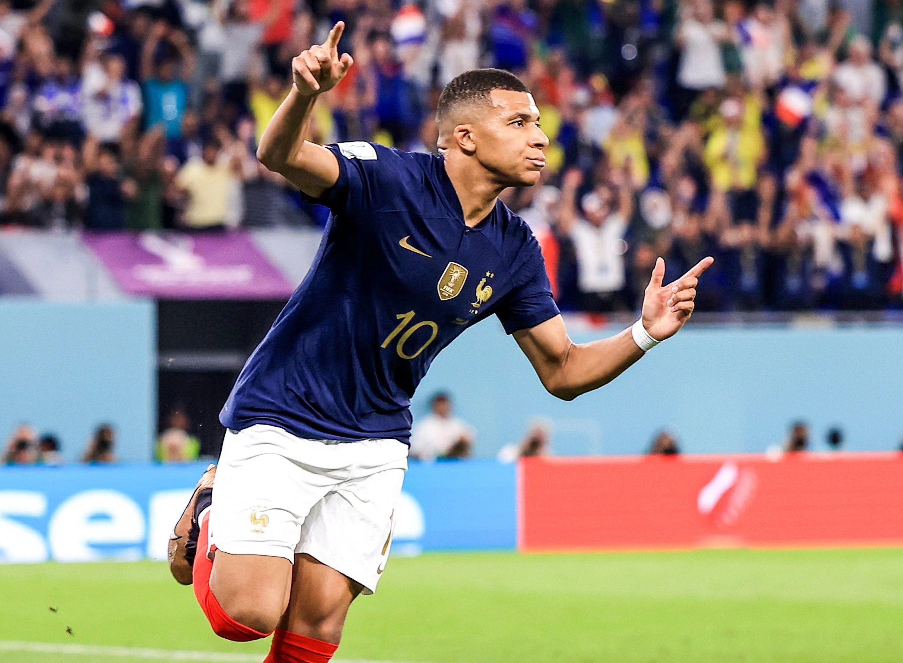 恩佐切尔西生涯第二次在英超单场传射建功，上次是去年对莱斯特城