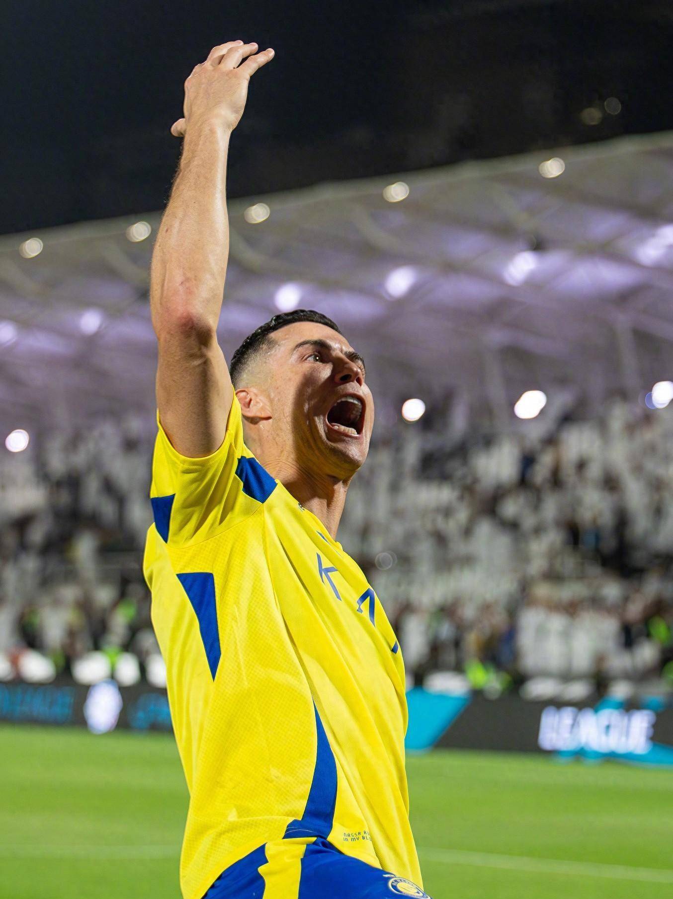 广州vs天津前瞻：广州近5战4胜状态出色，低迷天津难爆冷