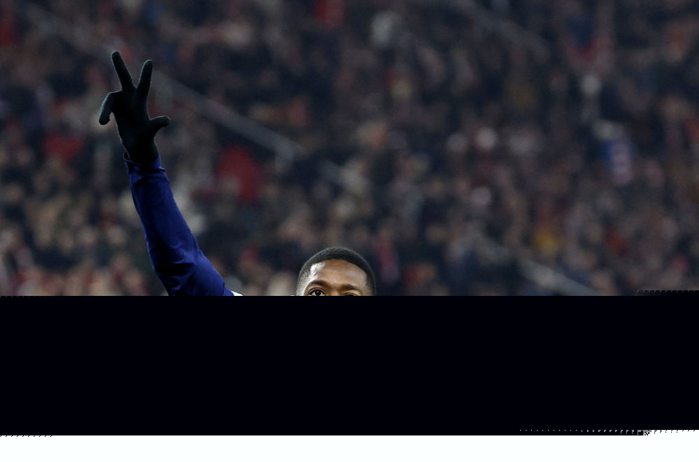 [德甲]换帅不奏效 “大黄蜂”爆冷