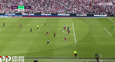 意甲-洛卡特利破门肖穆罗多夫扳平 尤文1-1客平罗马