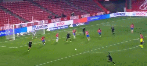 CBA季后赛席位争夺分析 中游球队竞争激烈