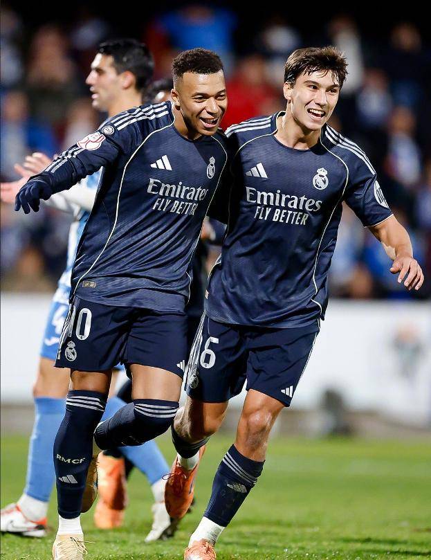 LPL次级联赛彻底没救了？连输越南、日本队，观众：很难怀疑没买